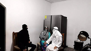 Amateur Latin Couple Cheating: Priest Allows Hot Wife to Fuck Lover Doggy Style - Real Homemade Sex