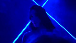 Amateur threesome with skinny brunette