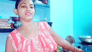 I found my stepsister alone in the jute field and fucked her.4