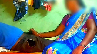 Indian Housewife Aunty Blowjop