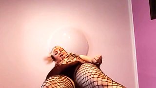 Creampie otbivau yaica svoemu rabu milf big ass