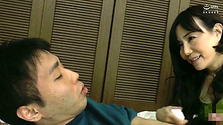 P149f03 Isn't Your Stepmom the One Appearing in This Av? a Forbidden Carnal Sex with a Stepmother Appearing in an Av to Relieve