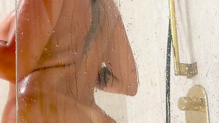 A Sensual Shower While I Masturbate with the Showerhead