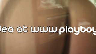 Flexible teen showing her sweaty pussy