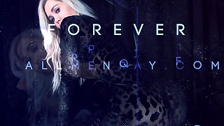 Amateur milf flashing her big boobs in a public place