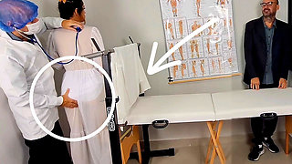 The Doctor Couldn't Oppose the Cuckold's Fiancée!