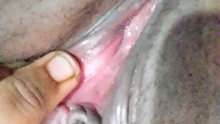 Bangladeshi Viral girl show her pussy