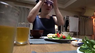 Amateur asian plays with hairy pussy