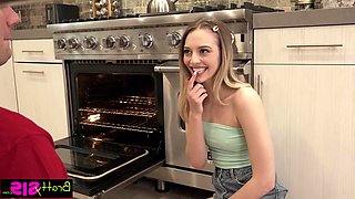 My stepsister and her companion are in a predicament - Season 21, Episode 4