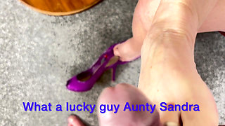 Vgq22 Aunty Sandra Allowing a Friend to Have Fun