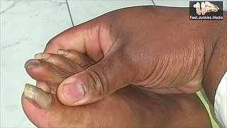 Nurse Jasmine Doe's Afterwork Hot Stinky Feet N Nude Long Toenails