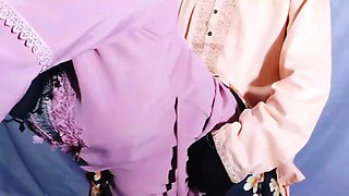 Muslim Hijabi Gorgeous Housewife Pulverizing with Neighbor - With Clear Bangla Audio