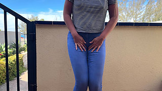 Desperate jeans pee wetting outdoor