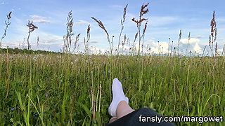 No Panties Picnic Outdoor Masturbation in Field Until I Cum