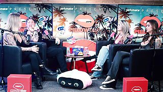 Glamour Dakota James and Dakota's ana lorde action