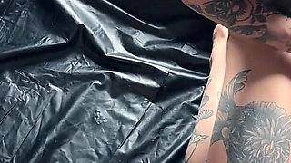 Femdom Sex - Behind the Scenes - Pigbugs Fucking in Creative Mode