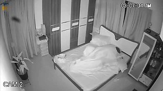 Indian Bhabhi Displays and Finger-tickling and Tearing up
