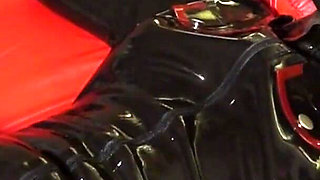 Latex Danielle got an orgasm with a massage vibrator