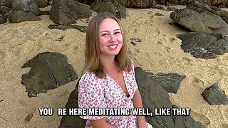 Fucked Polina Who Was Bored on The Beach