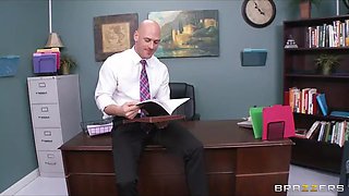 Big-tit MILF Lisa Ann Is slammed by hard cock on her boss's desk