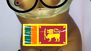 Sri Lankan Big Booby GF Slapping Her Ass