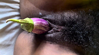 Cute Sri Lankan Amateur Girl Solo Masturbation With Eggplant Kella mol wela kale idala batu  Kimbe