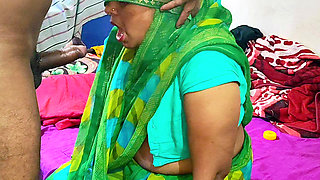 Desi Hot Indian Bhabhi Fucked in Hindi Audio