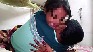 The Native Virgin Girl Was Convinced to Have Sex and Sucked a Lot of Cock