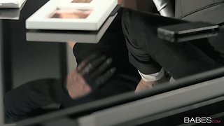 Posh MILF mind-boggling sex video