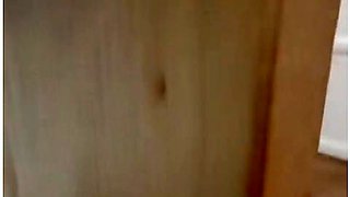 Filme A Mon Insu Dans La Salle De Bain Par Mon Demi-frere Avant De Menculer Hard - Holiday 3
