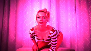 Amateur blonde masturbating just for you mp4
