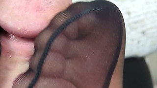 (686) Nylon Footjob in Black Pantyhose and Wetlook Leggings - Dame Olga (4k)