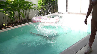 Stopped the Time and Called a Friend to Fuck His Girlfriend and Make Porn