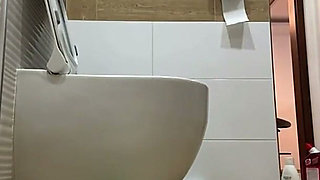 Italian Webcam Star Blonde 18 Naked in High Heels Fills Her Pussy with Milk and Squirts It Out