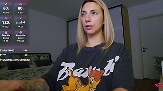 Blonde Teen Solo Masturbation