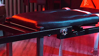 Heavy rubber masked latexgirl stretched and tickled