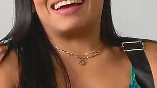 Amateur Latina Cruz De La Vega Fucked by American Producer at First Casting!