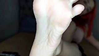 Nacre Victoire Readhead Licks And Sucks Her Feet Onlyfans