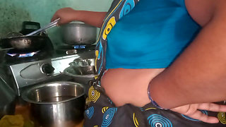 Indian Aunty Cooking Sex with Boyfriend