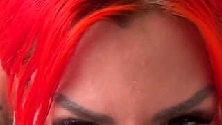 I'm a Hot Sloppy Deepthroat Queen!