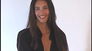 Buff stud gets his hard cock worshiped by sex brunette beauty