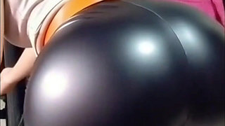 Big Ass Moviendolo Rico