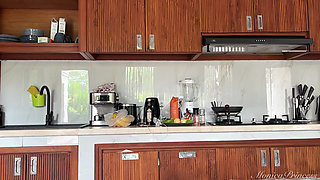 Hot Stepmommy in Bikini Woke Me up with a Special Breakfast POV