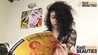 Amorous lassie - foot fetish sex - Foot Fetish Beauties