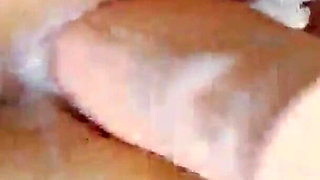 Sex Machine Brought Her to a Big Squirt