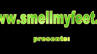 turkish mistress want him smell her stinky feet