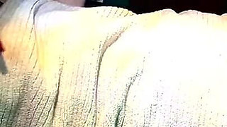 MILF Meets Craiglist Stranger for Massage