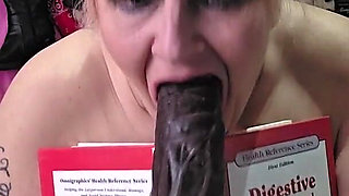 Horny Slut Needs to Nutt