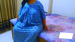 Muslim Hot Aunty Want Fuck From Me When StepUncle Not at Home, Then I Fuck Her on Bed