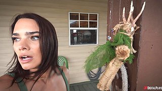 Beachside Passion Ignites with Lucy Foxx
